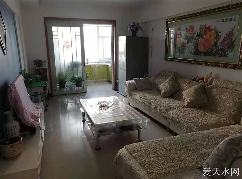 急售麥積區(qū)現(xiàn)代銀座2室2廳1廚1衛(wèi)房屋